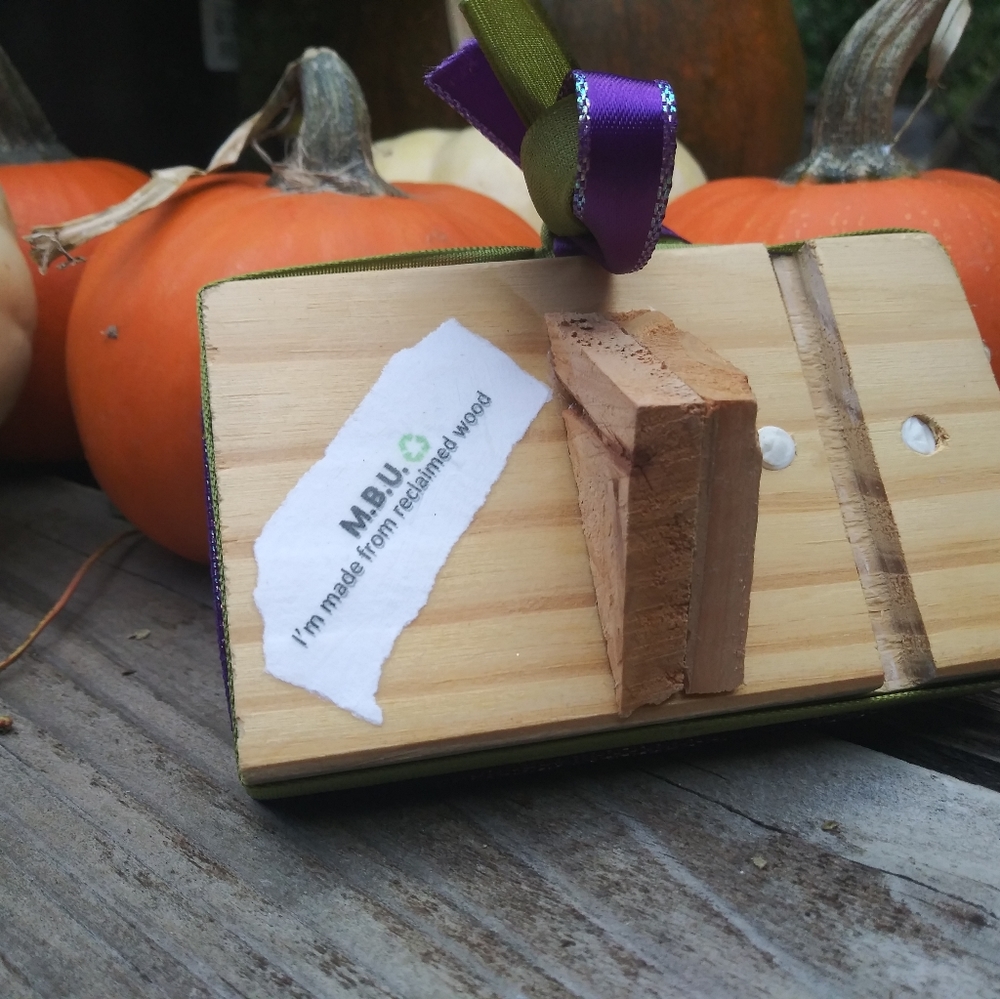 *SOLD* Handmade Halloween Upcycled Grey Pumpkin Decor - Picture 3 of 6